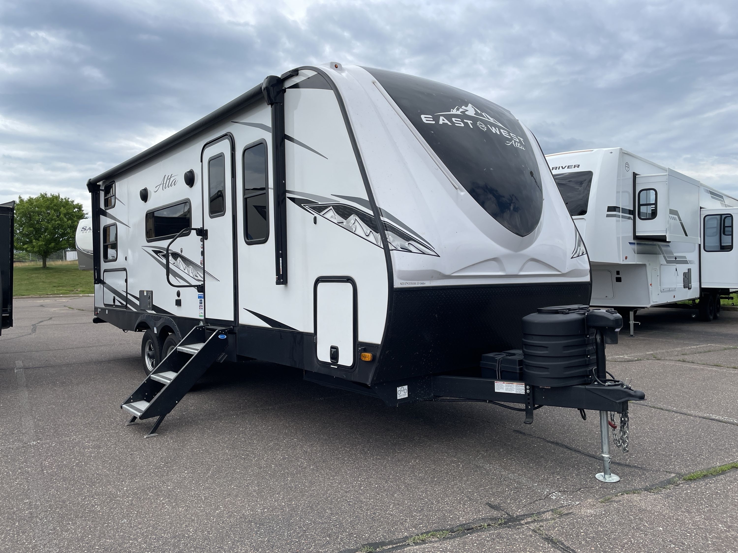 2023 East To West ALTA 2210MBH in eau claire WI
