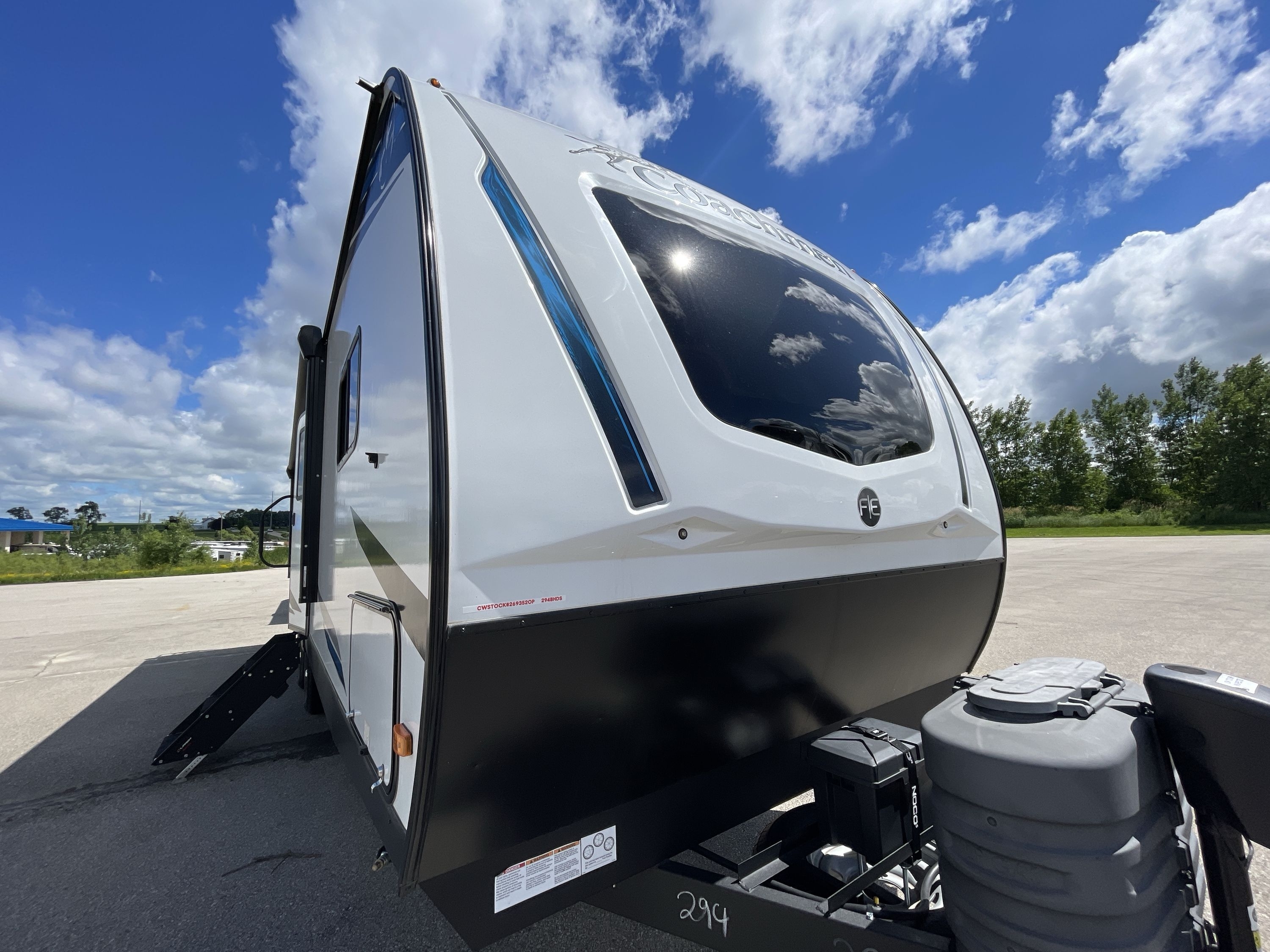 2024 Coachmen FREEDOM EXPRESS ULTRA LITE 294BHDS in cedar falls IA