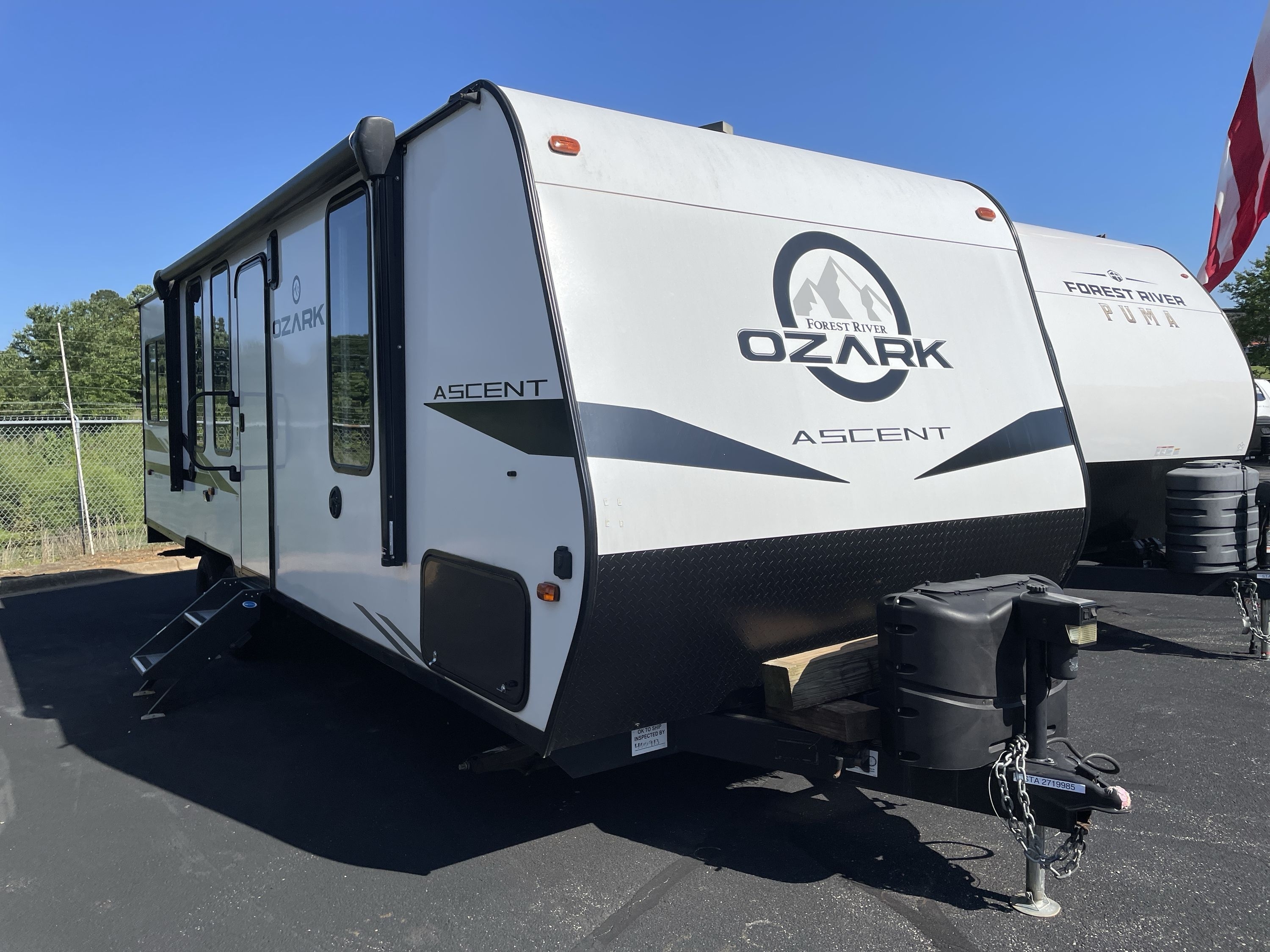2021 Forest River OZARK 2500THX Travel Trailer Toy Hauler RV