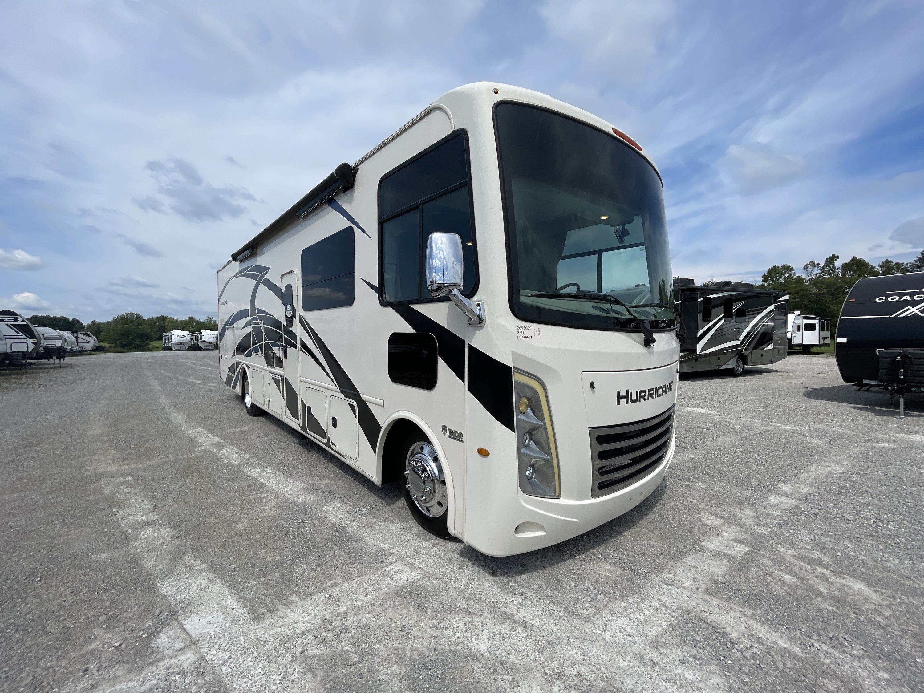 2022 Thor HURRICANE 34J in london KY