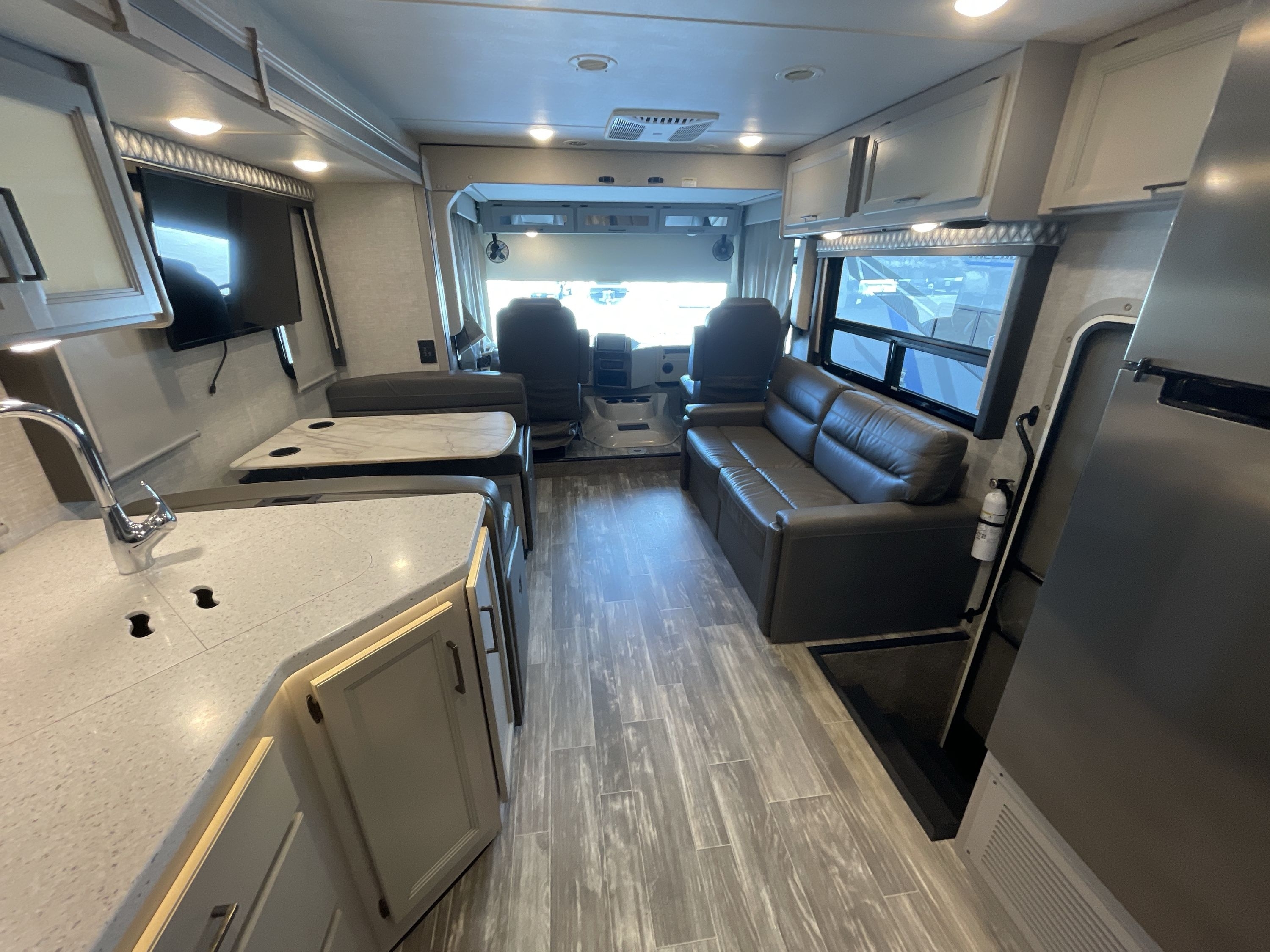 2022 Thor HURRICANE 34J in london KY