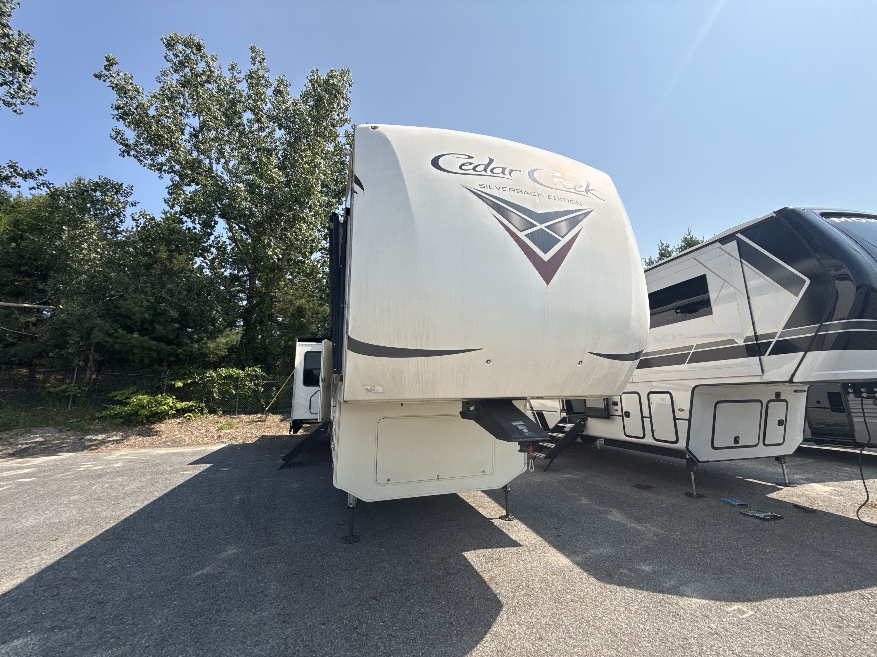 2020 Forest River CEDAR CREEK SILVERBACK 37MBH in uxbridge MA