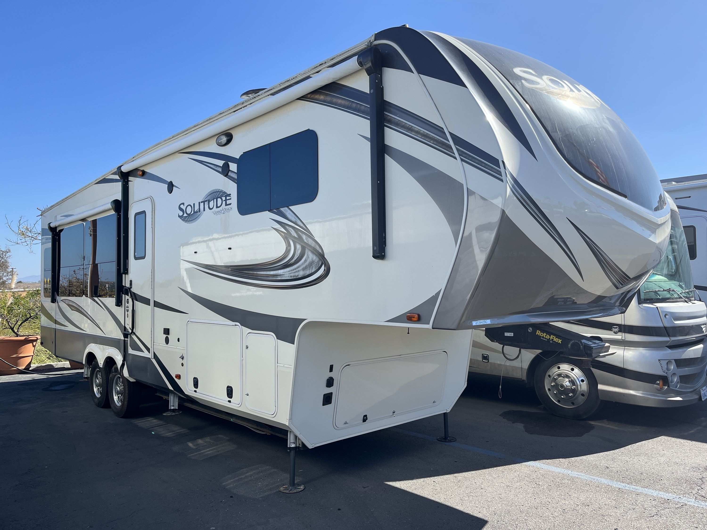 2019 Grand Design SOLITUDE 310GK in san diego CA