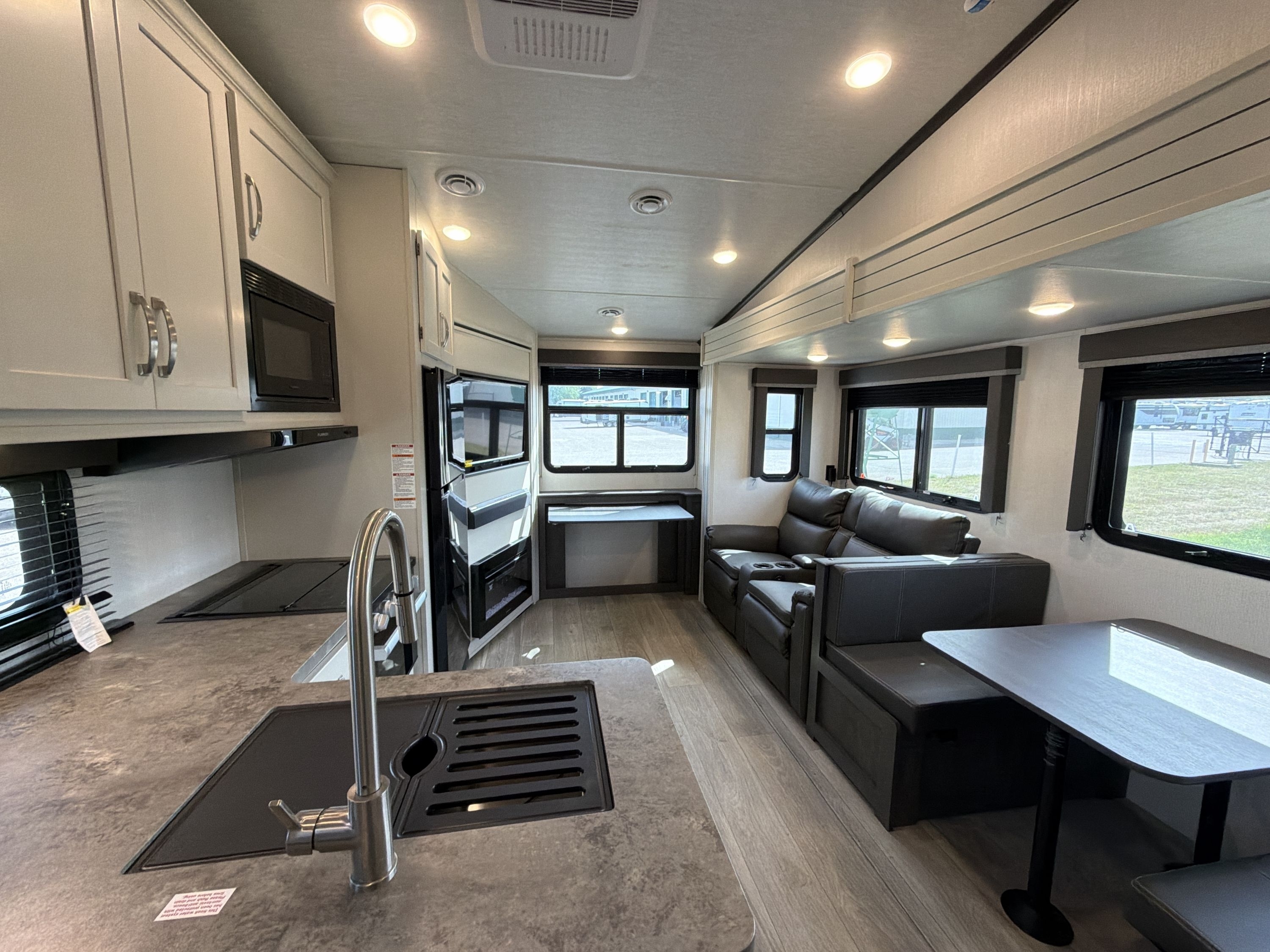 2025 Keystone COUGAR SPORT 2400RE in little falls MN