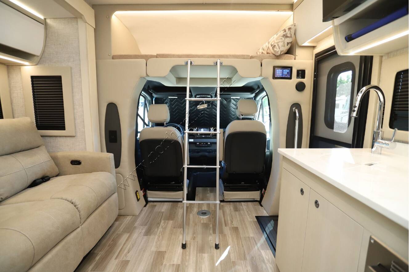 A photo of this 2026 Tiffin Motor Homes Wayfarer 25XLW