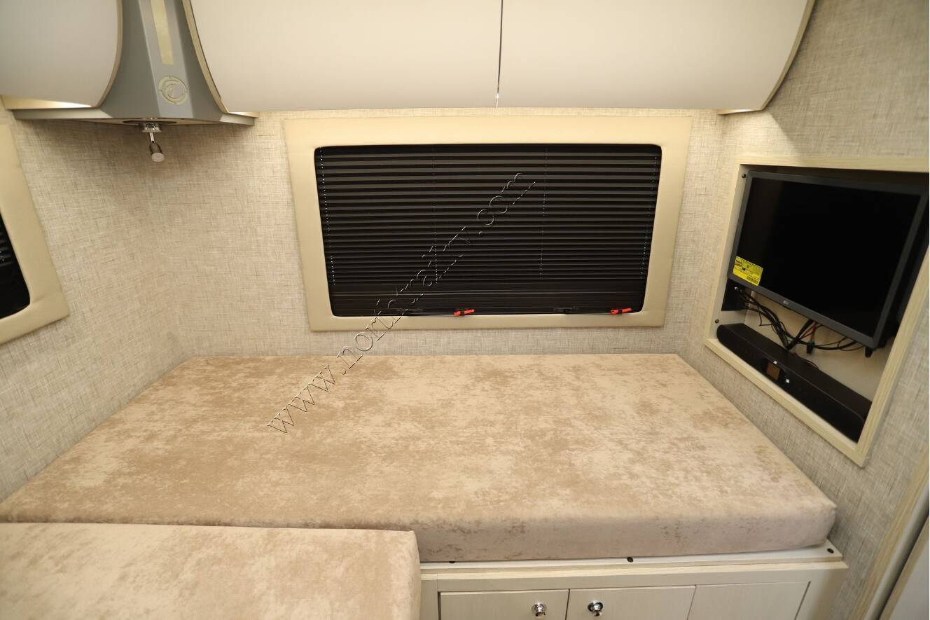 A photo of this 2026 Tiffin Motor Homes Wayfarer 25XLW
