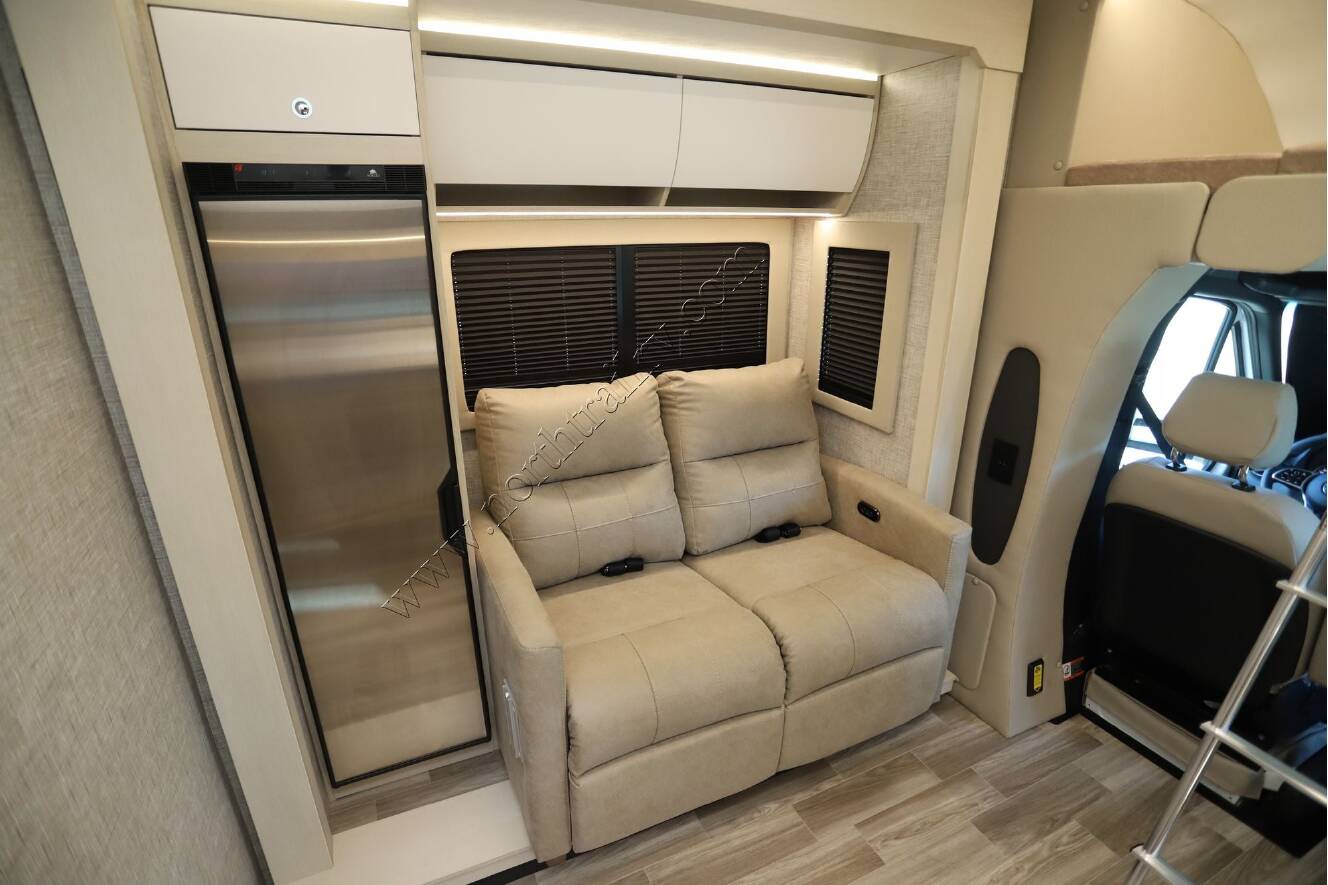 A photo of this 2026 Tiffin Motor Homes Wayfarer 25XLW