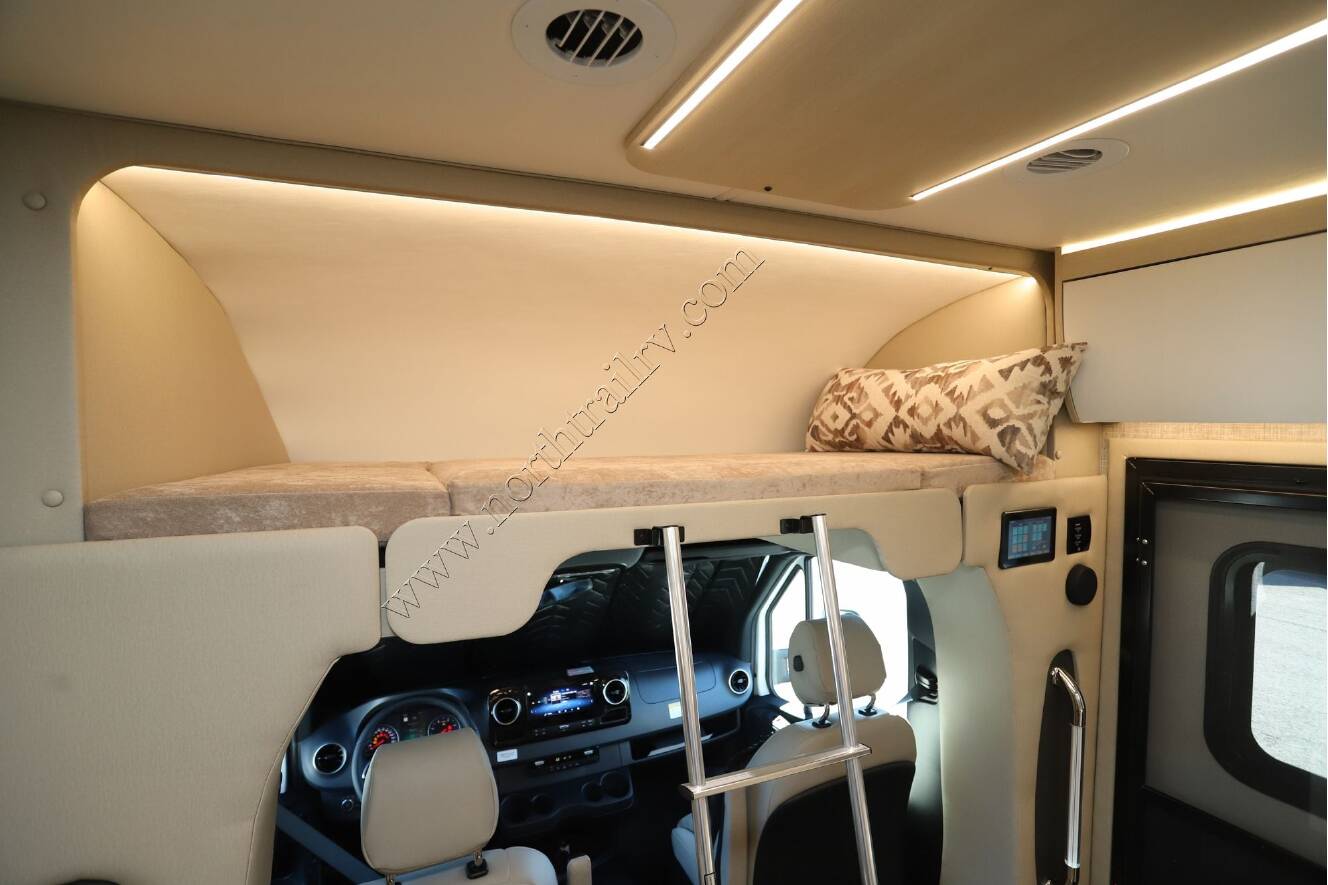 A photo of this 2026 Tiffin Motor Homes Wayfarer 25XLW