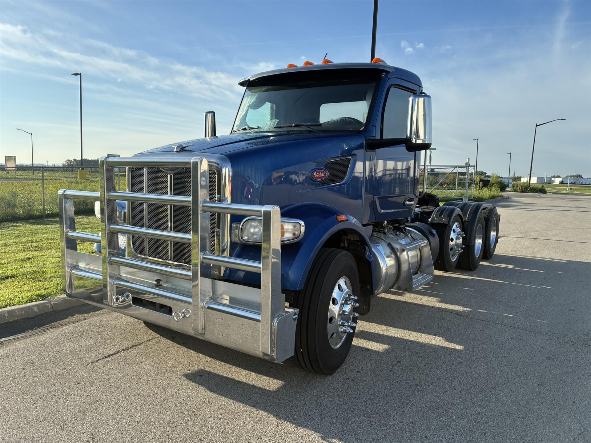 2023 PETERBILT 567 in Stewartville, MN