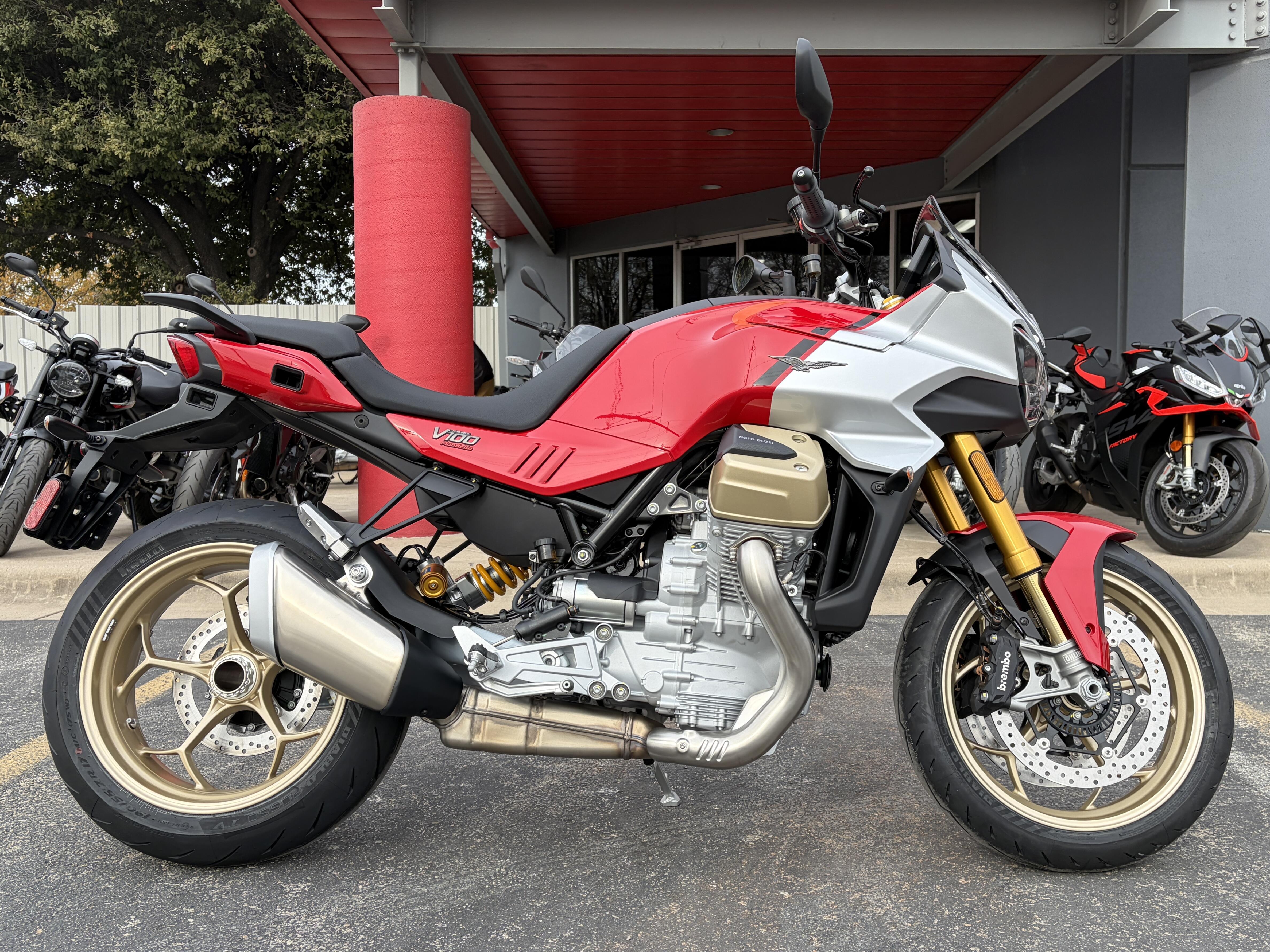 2027 Moto Guzzi V100 Mandello MANDELLO in Austin, TX