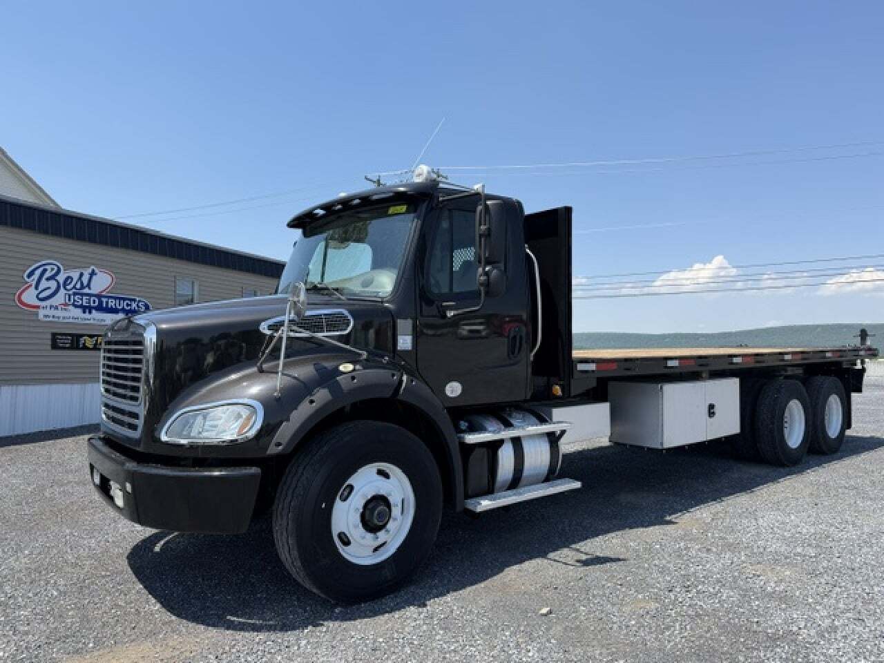 2016 FREIGHTLINER M2-112 in Myerstown, PA
