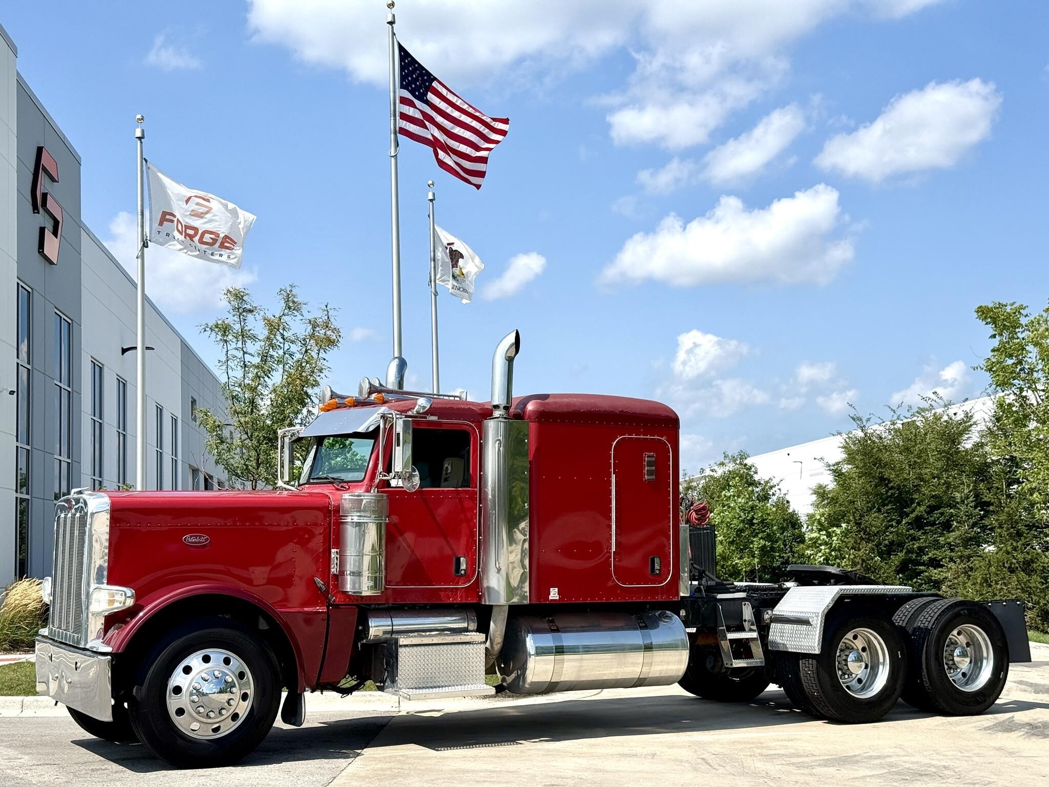 2008 PETERBILT 389 in New Lenox, IL