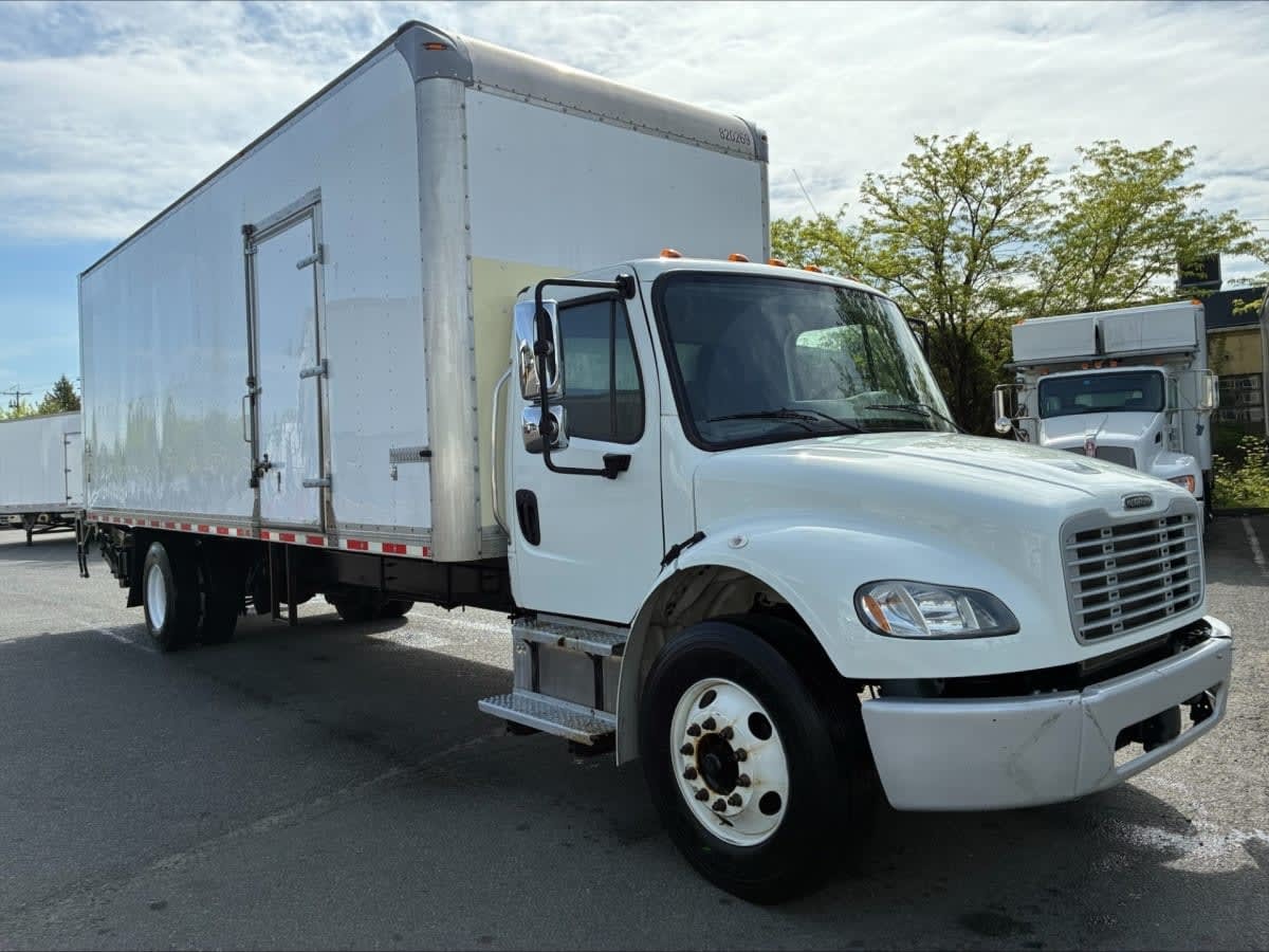 2019 FREIGHTLINER BUSINESS CLASS M2 106 in Moonachie, NJ