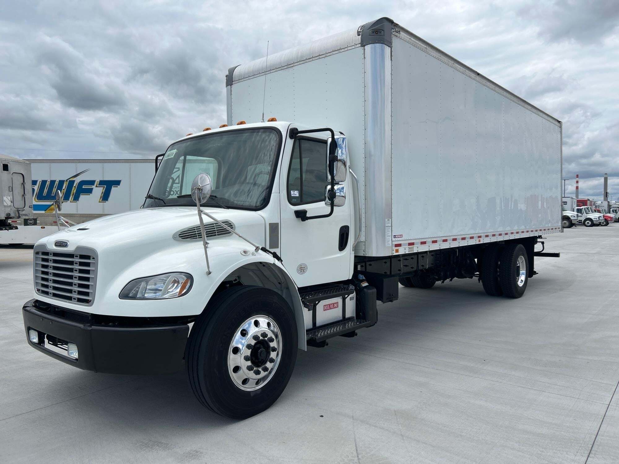 2020 FREIGHTLINER BUSINESS CLASS M2 106 in Indianapolis, IN