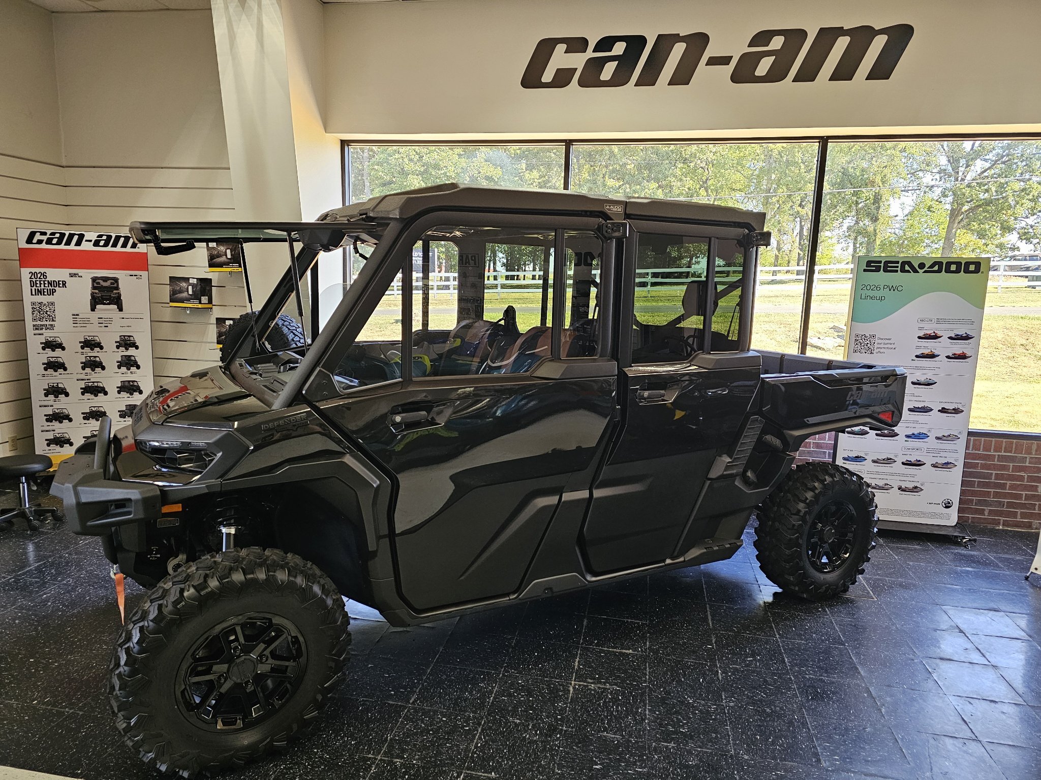 2026 Can-Am Defender MAX Lone Star CAB HD11 in afton OK