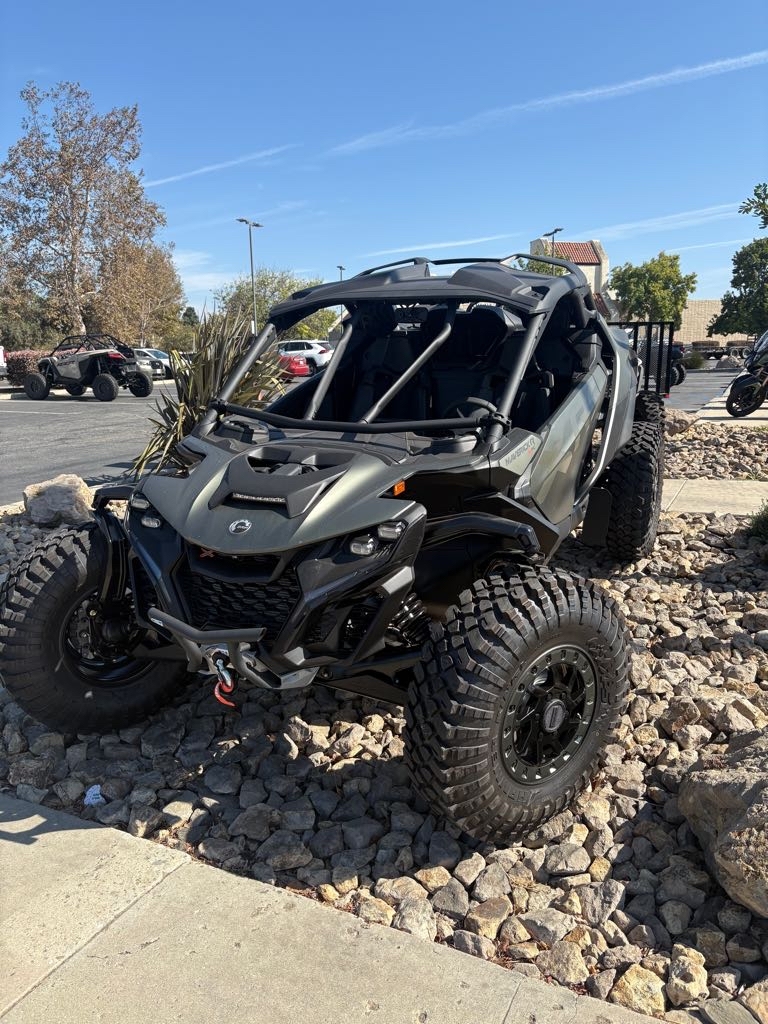 2026 Can-Am Maverick R X rc With SMART-SHOX in ventura CA