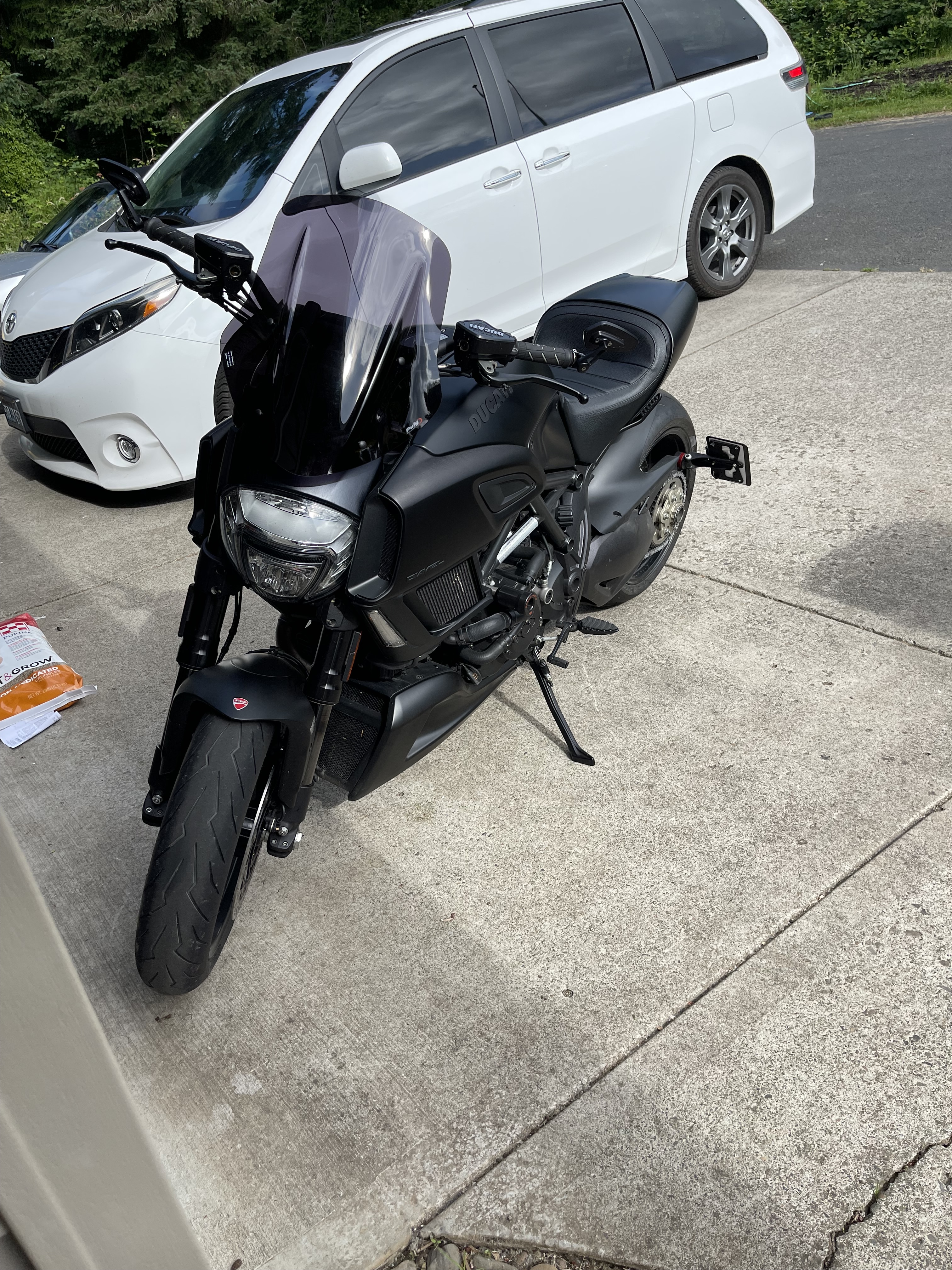 2017 Ducati DIAVEL DARK in la center WA