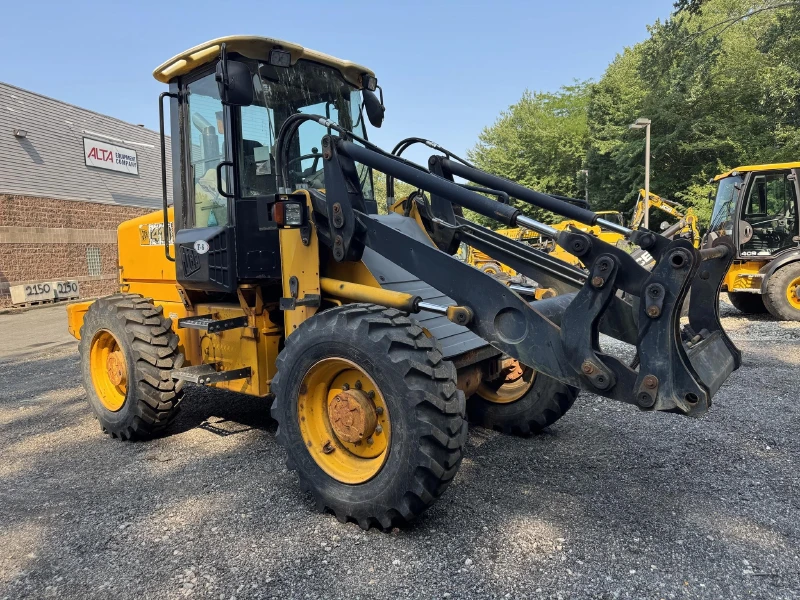 2003 JCB 411HT