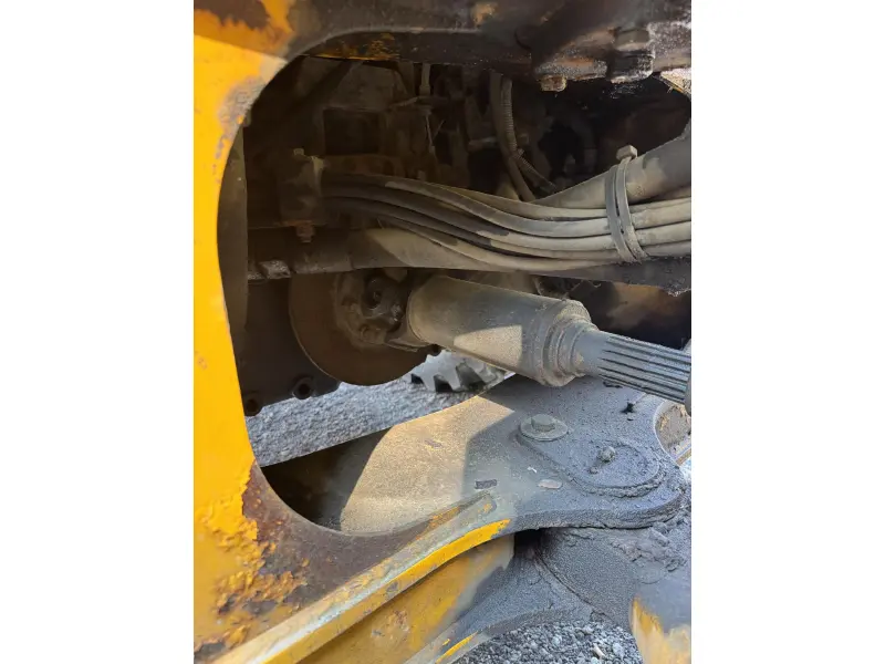 2003 JCB 411HT