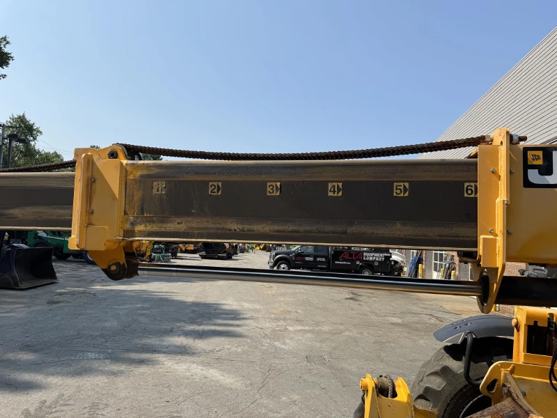 2020 JCB 510-56
