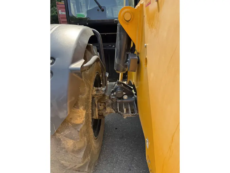 2020 JCB 510-56
