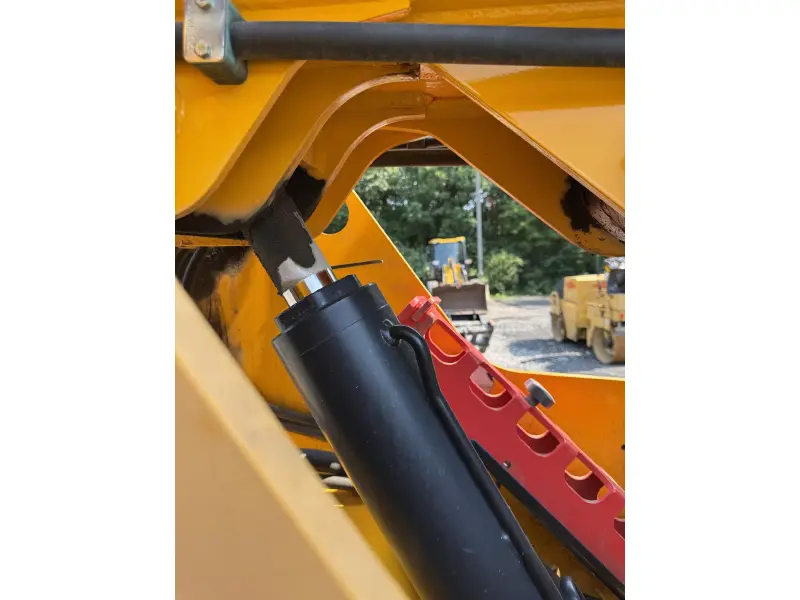 2020 JCB 510-56