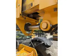 2020 JCB 510-56