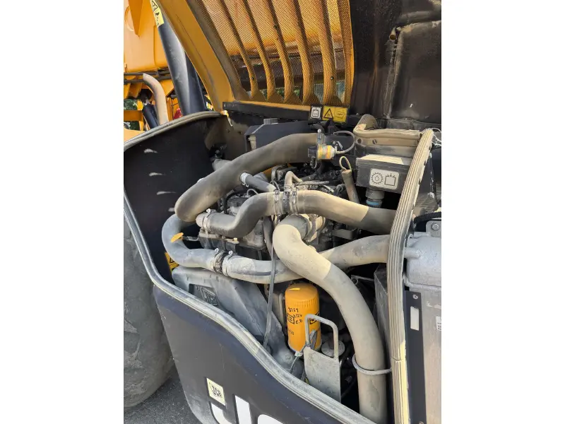 2020 JCB 510-56