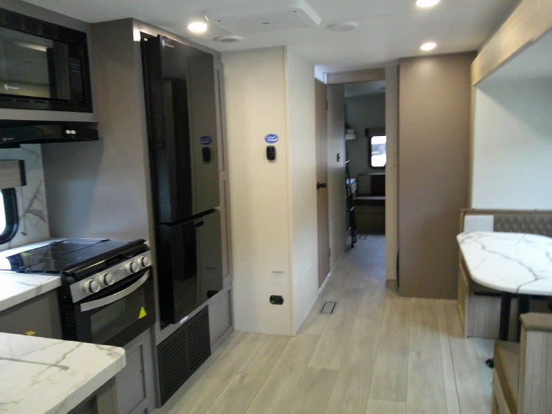 2027 KZ RV Sportsmen SE 332BHKSE