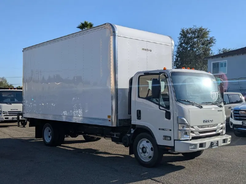 2026 ISUZU NRR