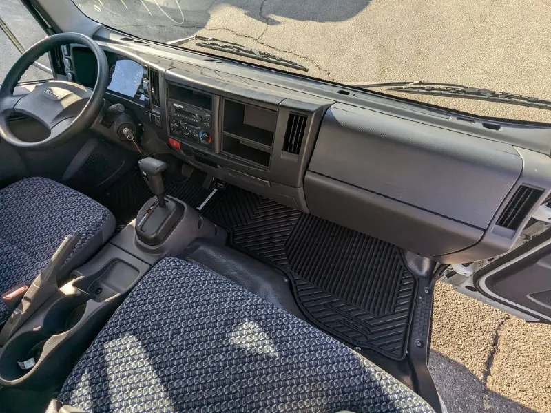 2026 ISUZU NRR