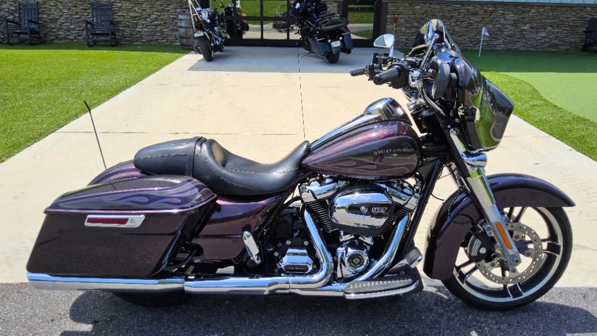 2017 Harley-Davidson Street Glide® Special SPECIAL in Wildwood, FL