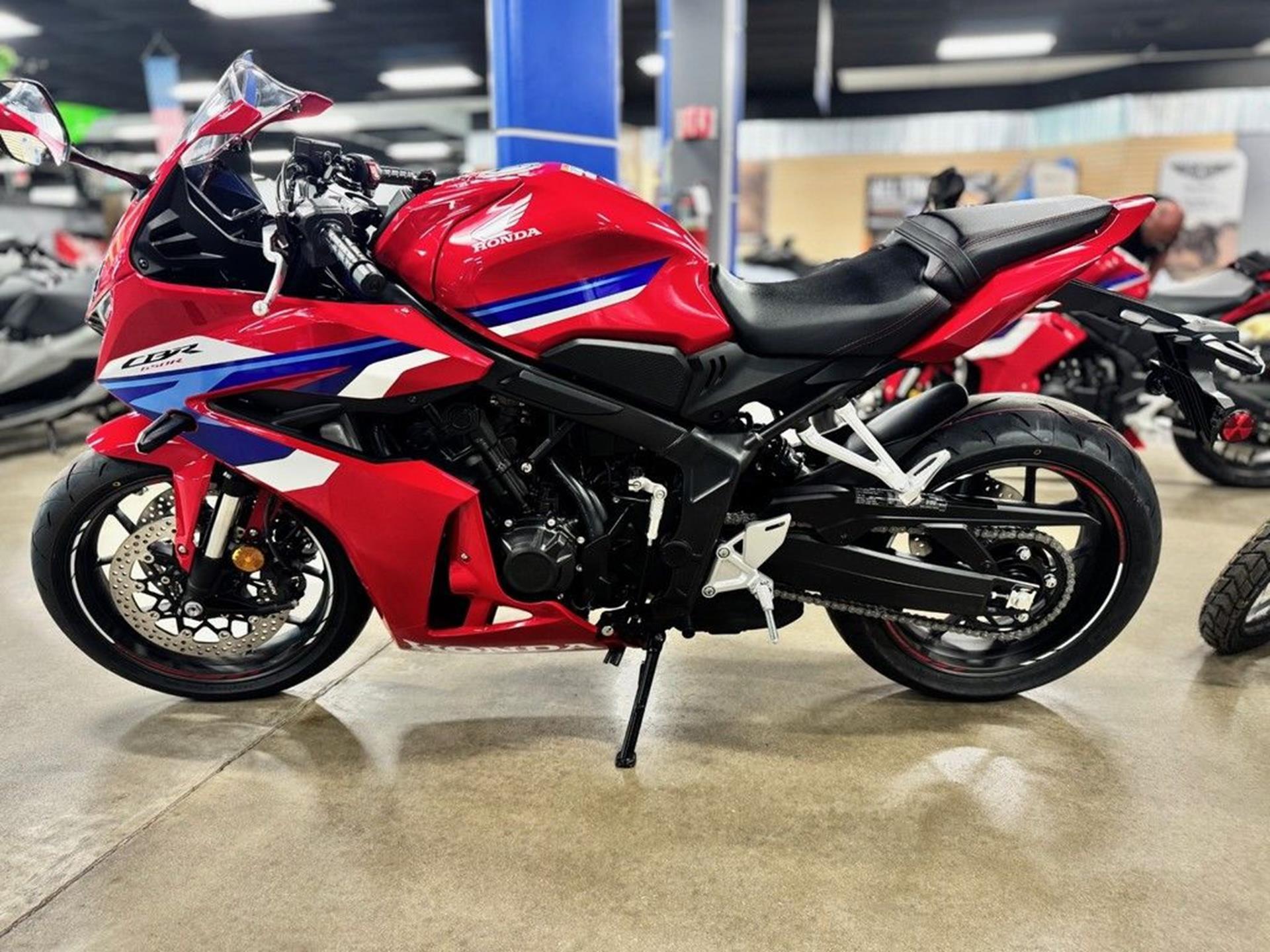 2026 Honda CBR650R E-Clutch BASE in Joplin, MO
