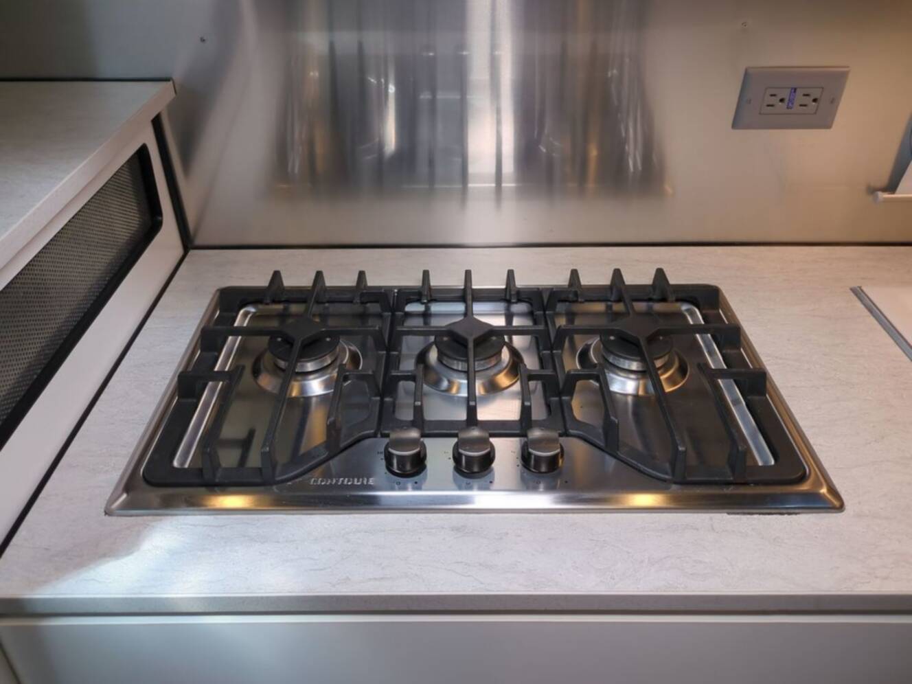 A photo of this 2020 Airstream Caravel 22FB