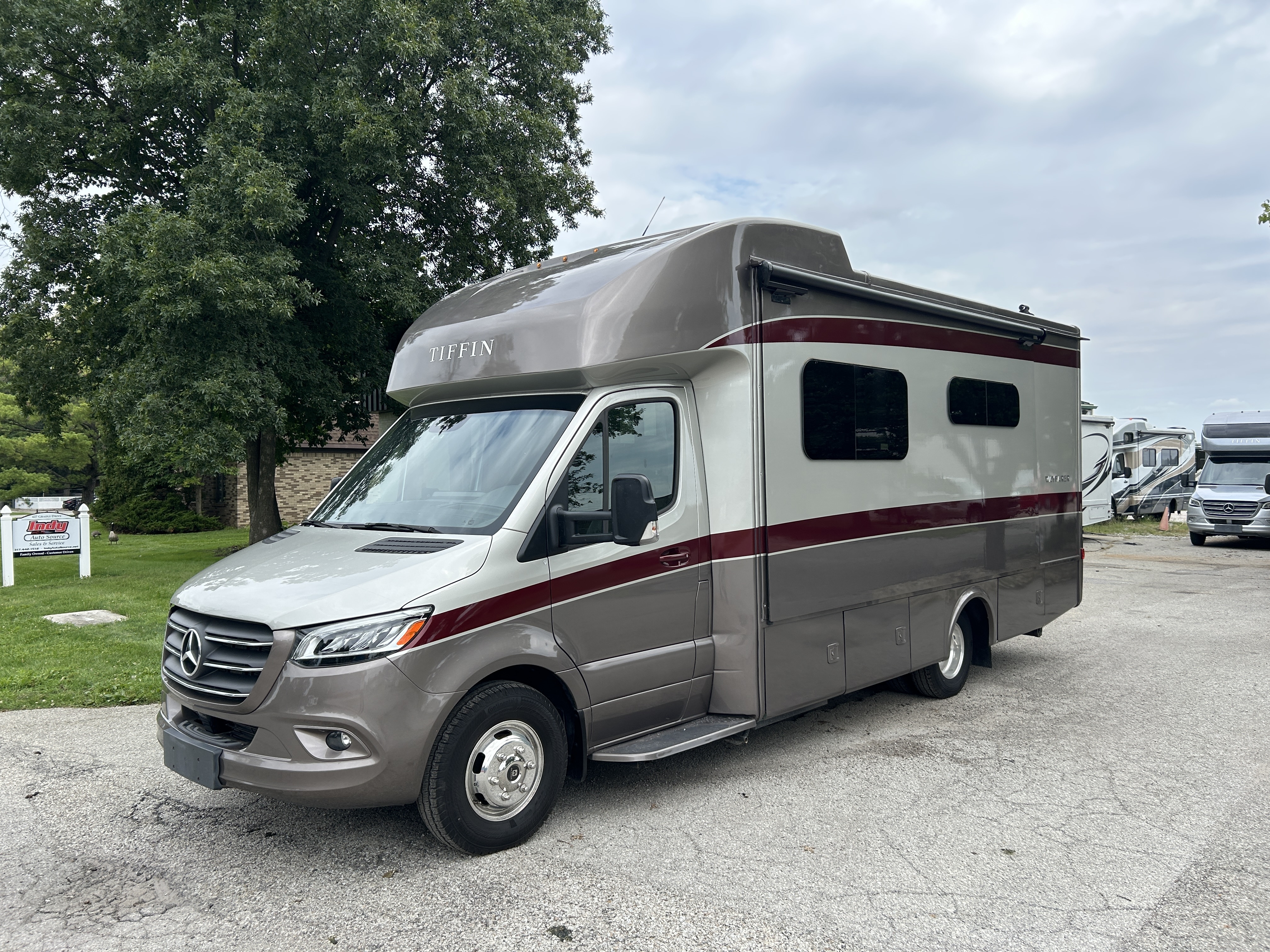 2022 Tiffin Motorhomes WAYFARER 25 RW Class B+ RV