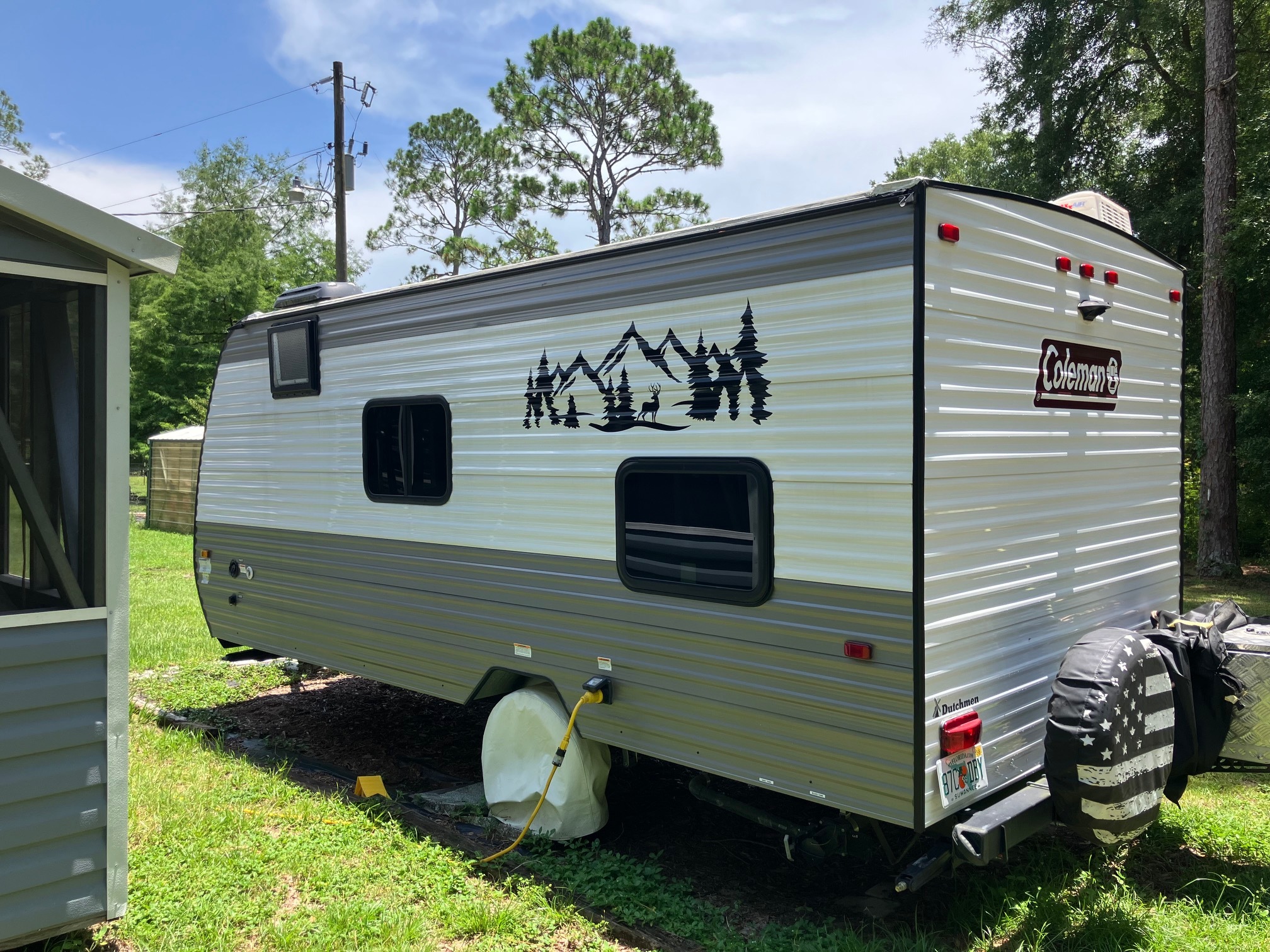 2023 Coleman LANTERN 17B in o brien FL