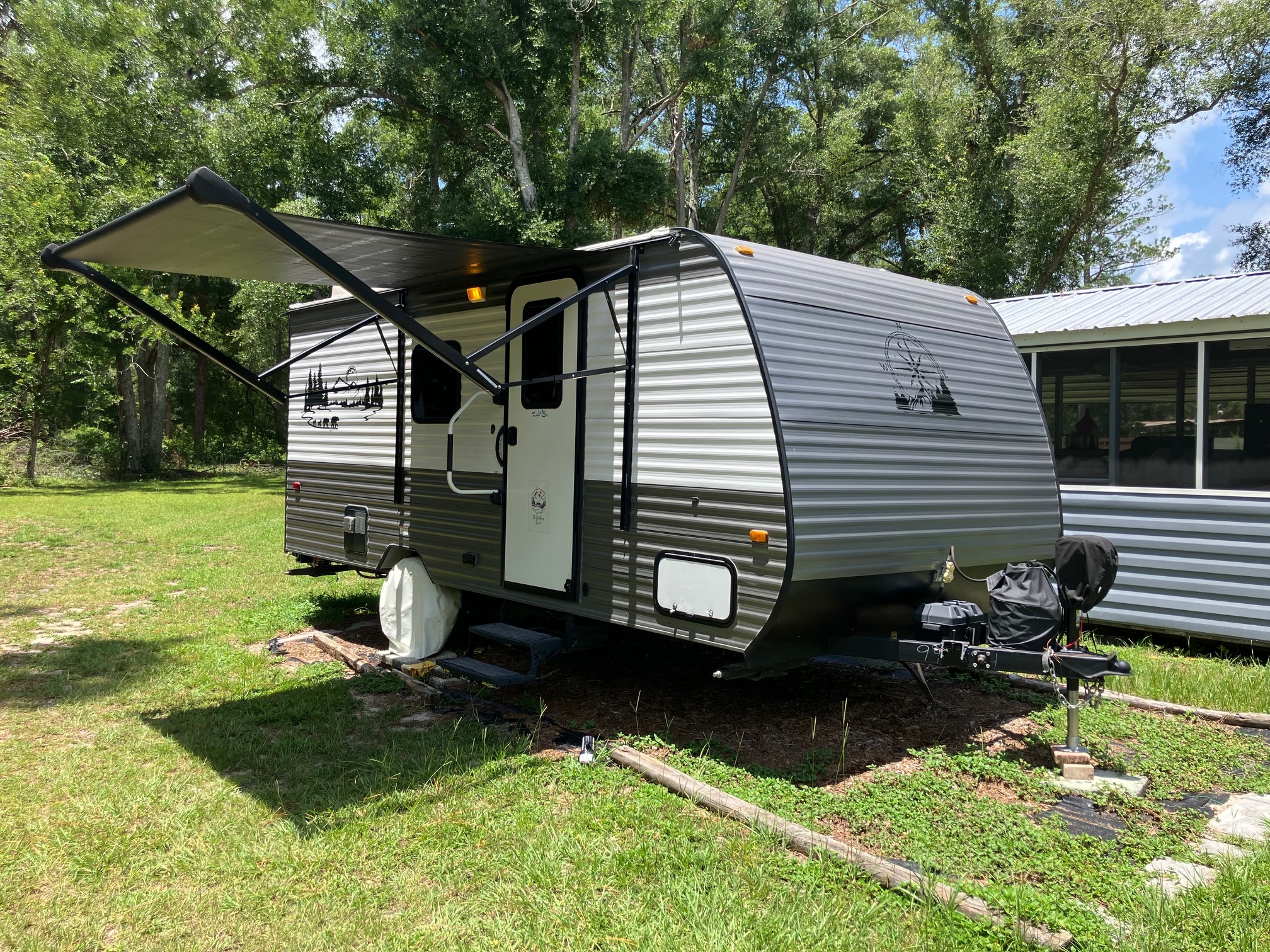2023 Coleman LANTERN 17B RV