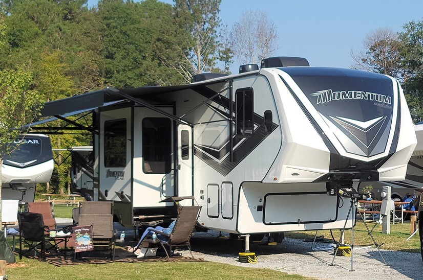 2022 Grand Design MOMENTUM G-CLASS 320G RV