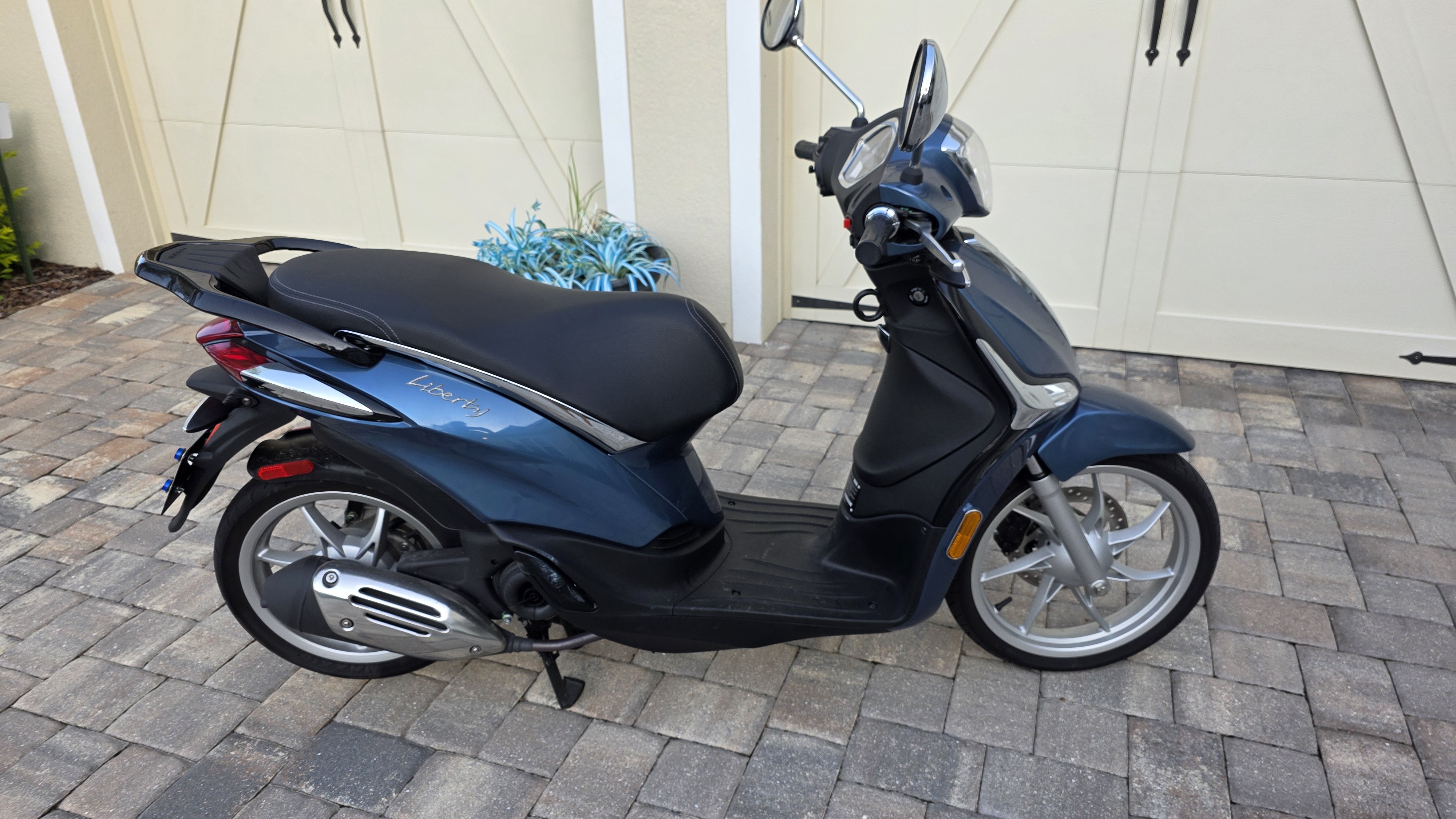 2021 Piaggio LIBERTY 50 50 in Sarasota, FL