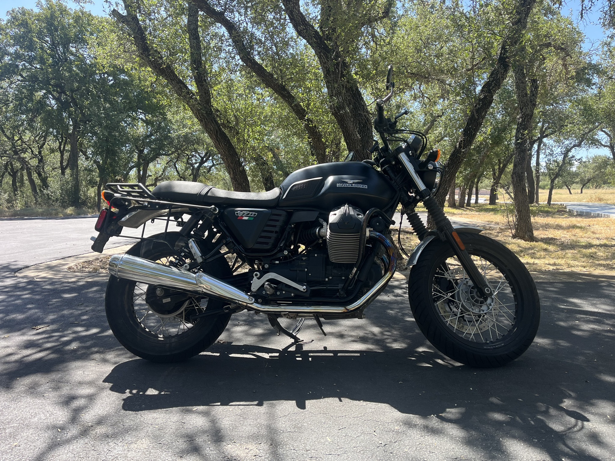 2016 Moto Guzzi V7 II STONE ABS STONE ABS in Horseshoe Bay, TX