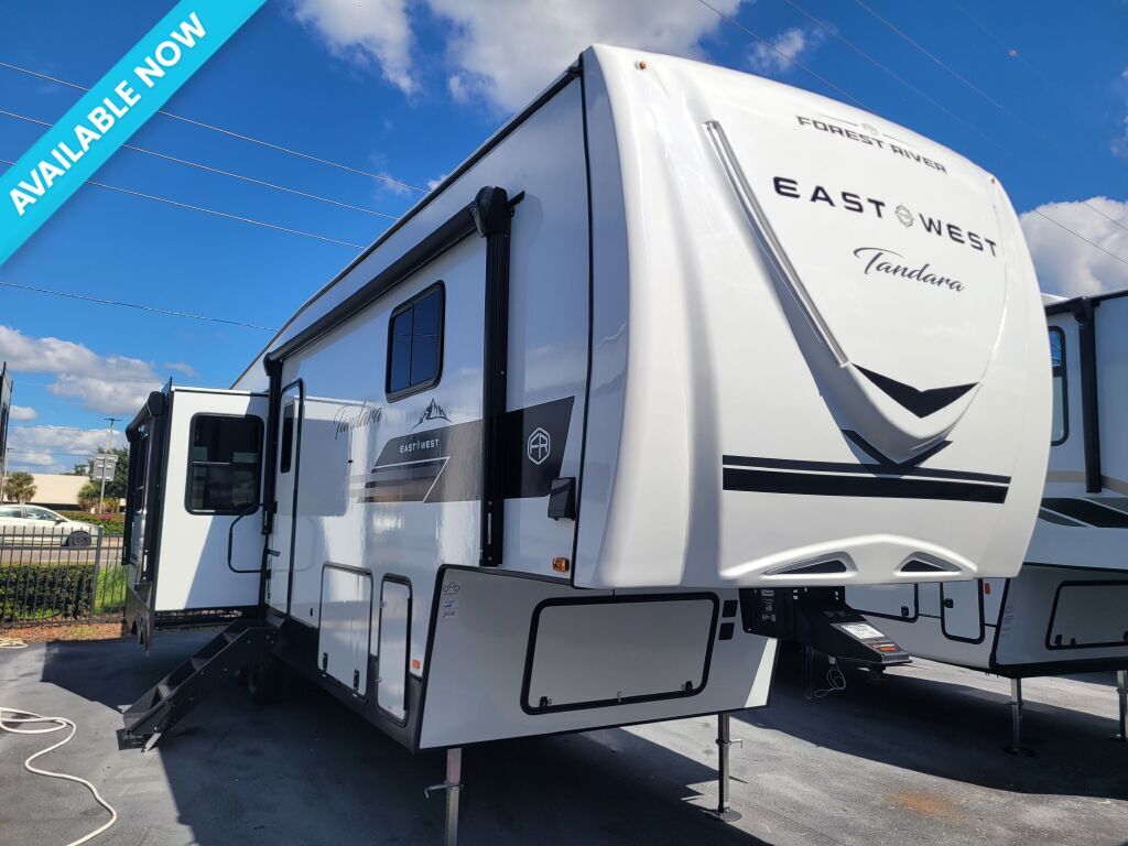 2026 East To West Tandara 295RL in winter garden FL