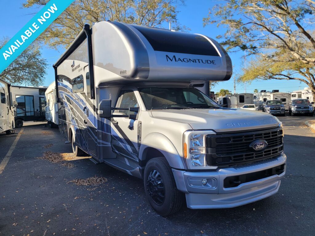 2025 Thor Motor Coach Magnitude Grand S29 in winter garden FL