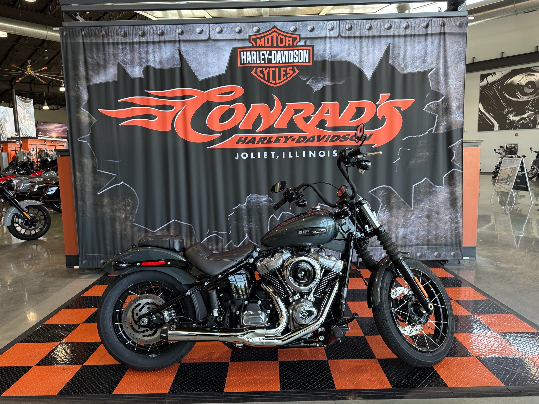 2025 Harley-Davidson Street Bob® in Shorewood, IL