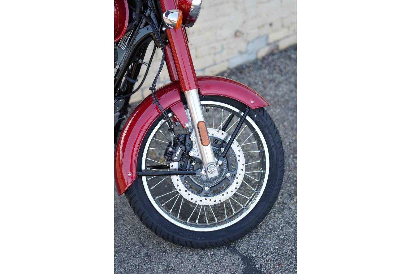 A photo of this 2027 Royal Enfield CLASSIC 350