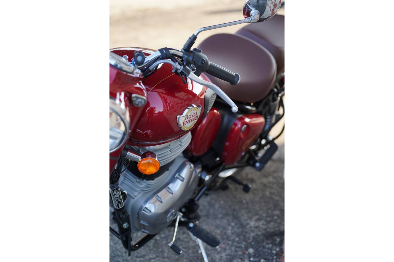 A photo of this 2027 Royal Enfield CLASSIC 350