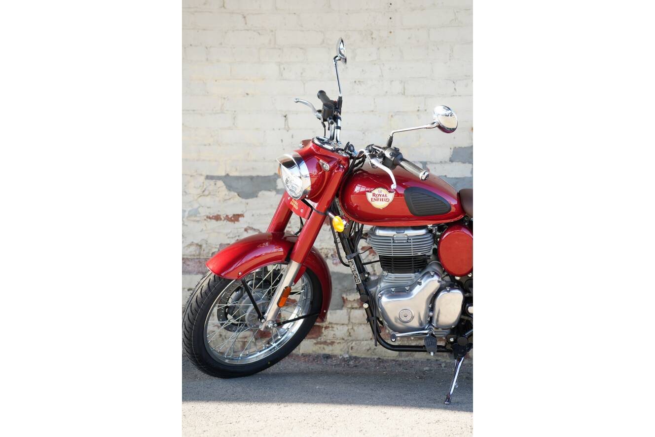 A photo of this 2027 Royal Enfield CLASSIC 350