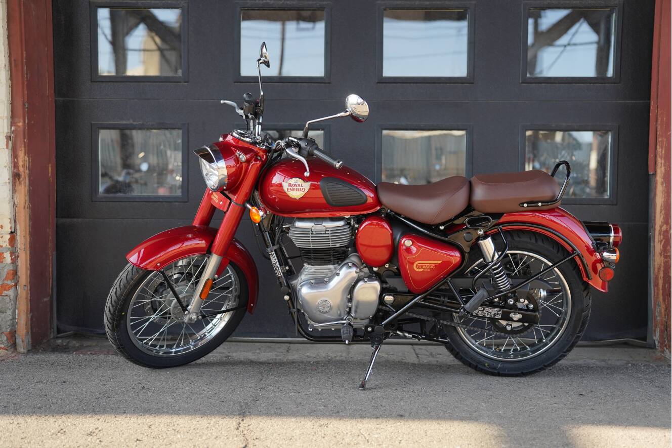 A photo of this 2027 Royal Enfield CLASSIC 350