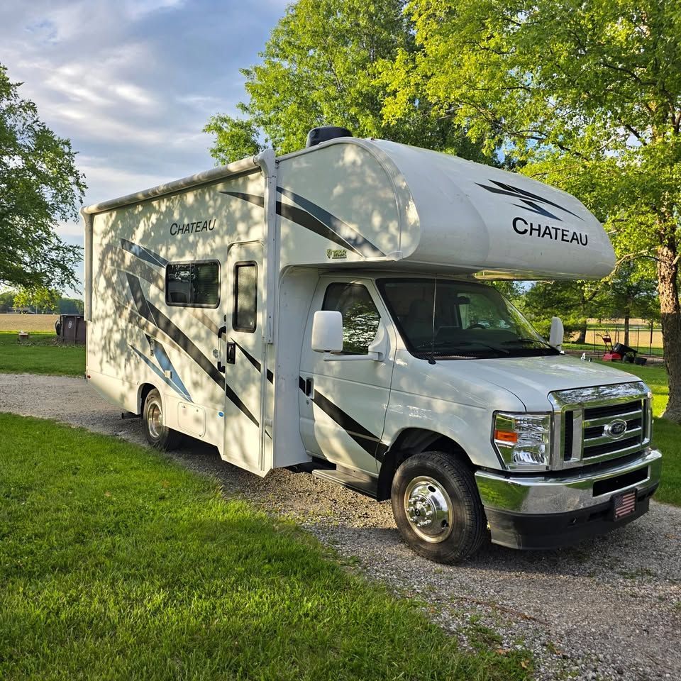 2025 Thor Motor Coach CHATEAU 22B RV