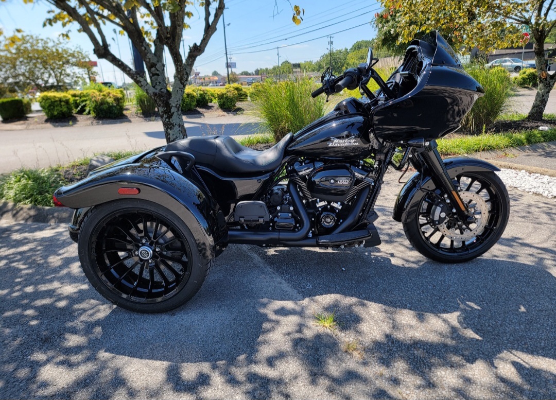 2023 Harley-Davidson ROAD GLIDE® CUSTOM BASE BASE in Harrison, TN