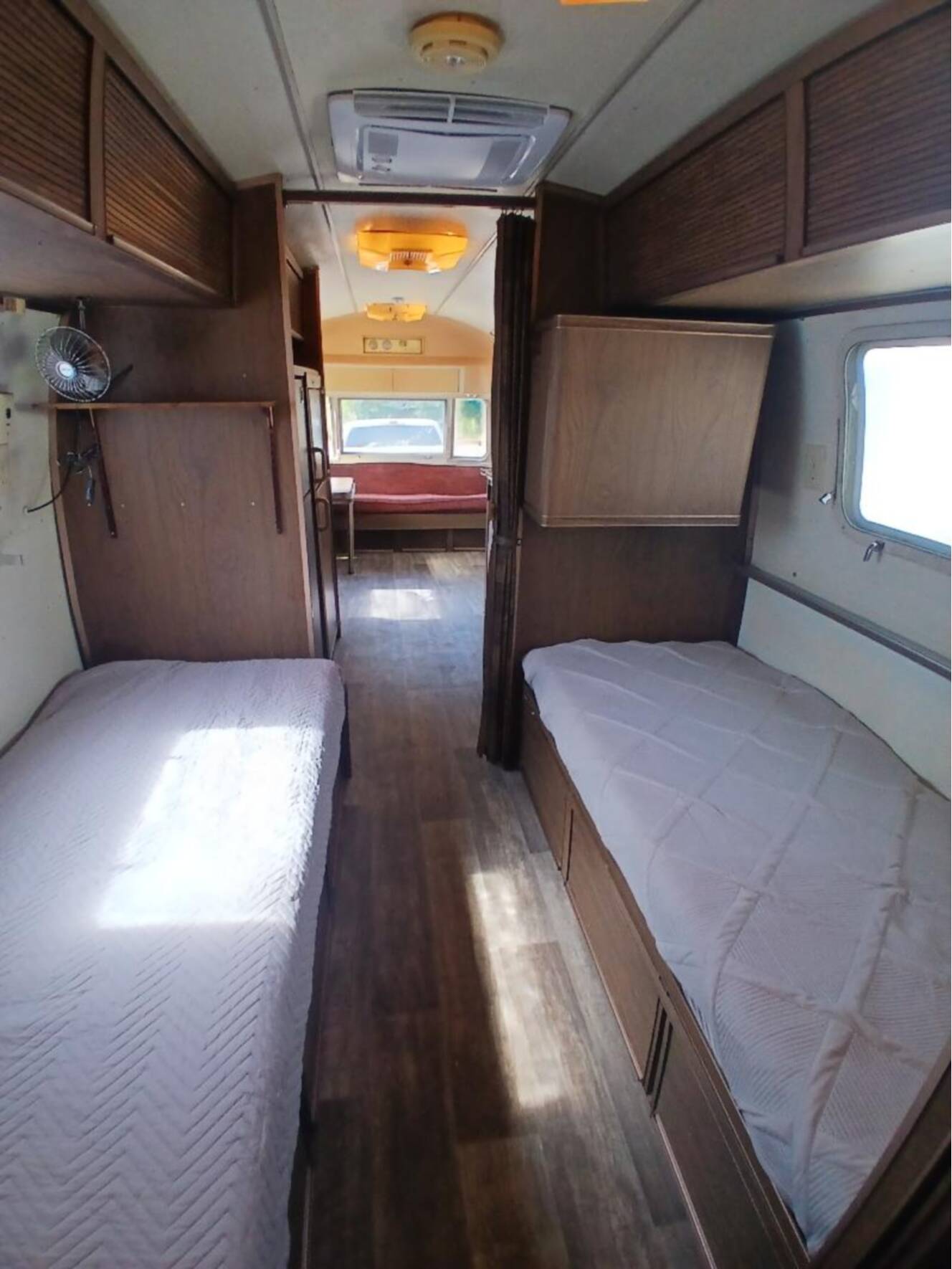 A photo of this 1973 Airstream Sovereign Land Yacht
